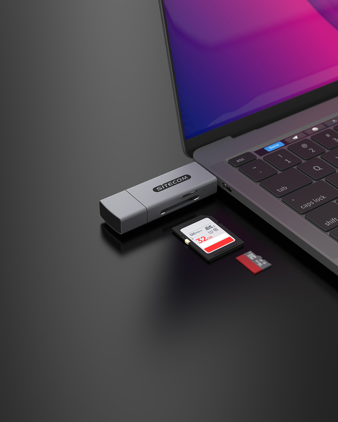 Sitecom - USB-A + USB-C Stick Card Reader (104MB/s) - MD-1011